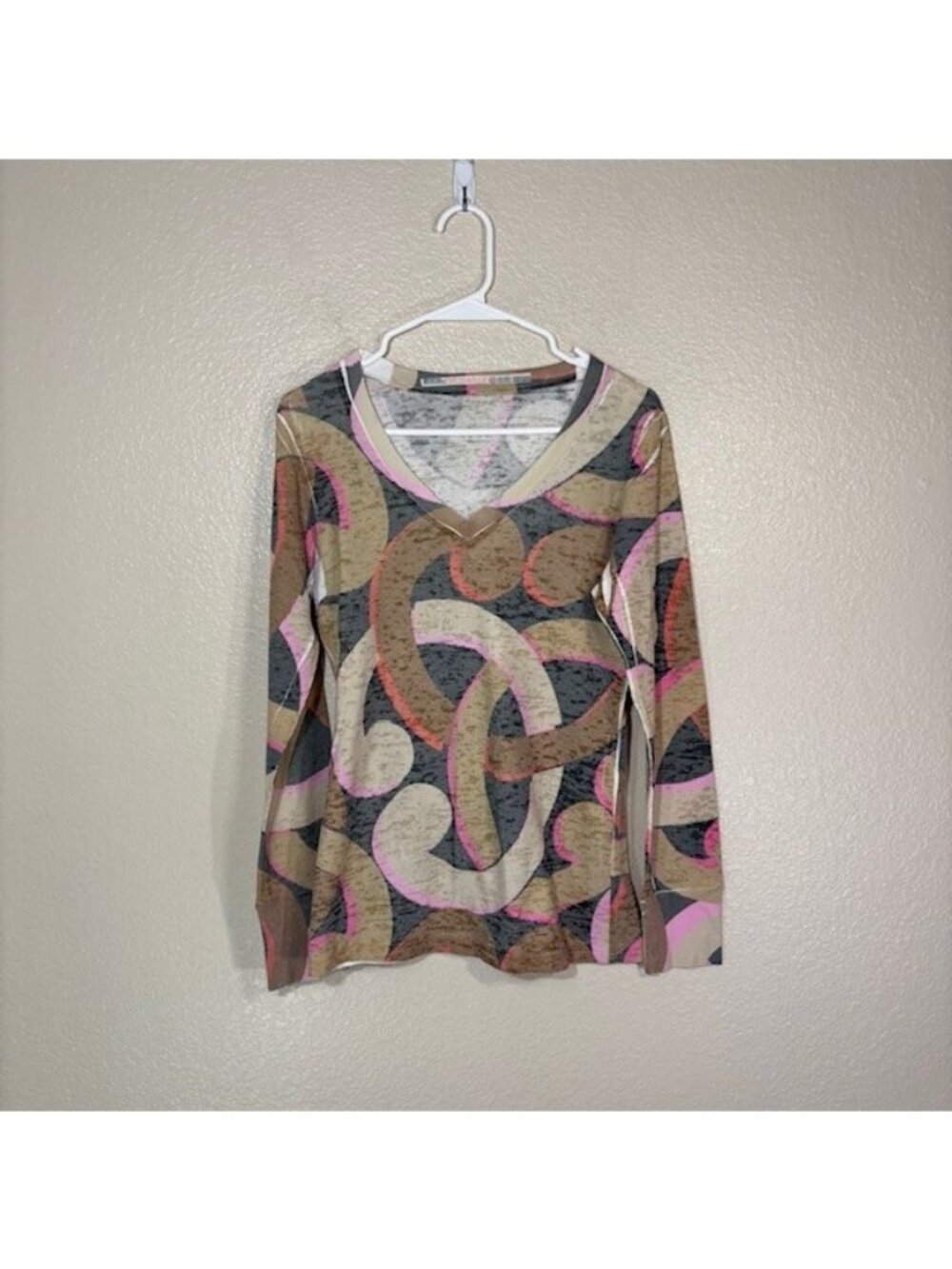 Before and Again Shirt Womens Medium Baby Waffle Thermal V Neck Art BOHO